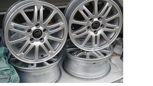 Volvo 6.5x15 5x108 ET43 D65.1 (1 foto / 3)