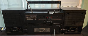 Sanyo M-W170LO Boombox (2 foto / 2)