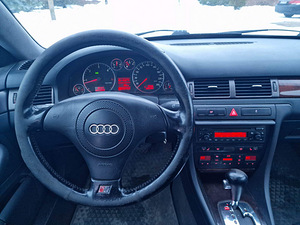 АУДИ А6 АВАНТ (9 фото из 10)