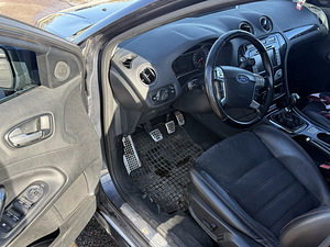 Ford Mondeo Titanium 2009 (2 foto / 8)