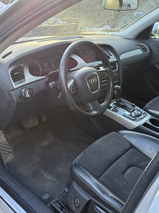 Audi A4 B8 2.0 Дизель 105кВт 2009 (11 фото из 11)