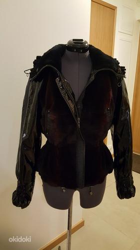 Кожаная куртка с натуральным мехом, размер S-M (фото #4)