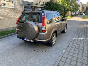Honda CRV (1 foto / 3)