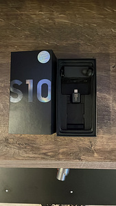 Samsung galaxy s10, galaxy buds (8 foto / 9)