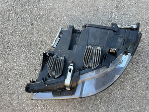 BMW f10/f11 esituli (4 foto / 6)