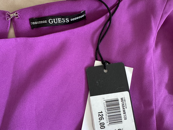 Guess kleit