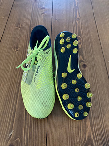 Nike putsad, jalgpallijalatsid, 38 (3 foto / 3)