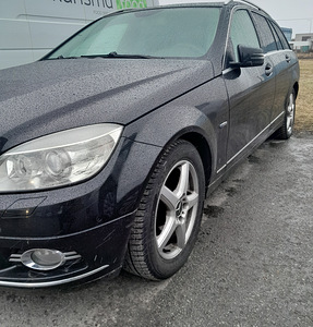 Mercedes-Benz c250 (2 foto / 5)