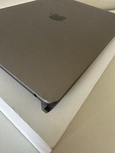 Macbook Pro 13 M1/8gb/256gb (6 foto / 6)