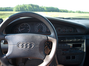 AUDI A6 C4 2.5 103KW (Broneeri1ud. kuni 01.06) (10 foto / 15)