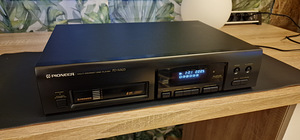 Pioneer PD-M423 + Yamaha RX-V461 (1 foto / 7)