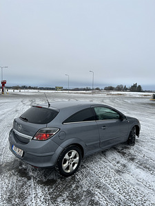 Opel Astra GTC (7 foto / 10)