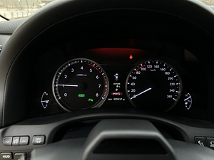 Lexus GS450h Luxury (10 foto / 15)
