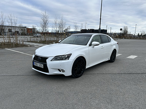 Lexus GS450h Luxury (3 foto / 15)