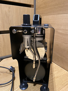 Airbrush compressor SparMax 610H (2 foto / 3)