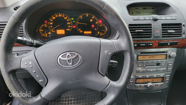 Toyota Avensis 2005, дизель 2.2, 130 кВт (фото #9)