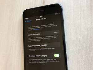 iPhone 7 Plus 32GB (Black) (5 foto / 10)