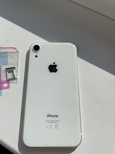 iPhone XR korpus (Valge) (3 foto / 4)