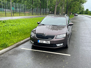 Skoda Octavia (3 foto / 12)