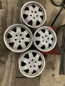 MB R16 Original Valuveljed (2 foto / 3)