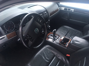VW Touareg 3,0d 165kw., 2007a. Varuosadeks. (3 foto / 3)