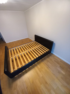 Voodi 160 x 200 (5 foto / 5)