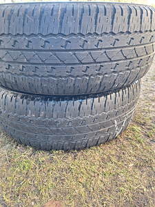 265/65 R17 (2 foto / 2)