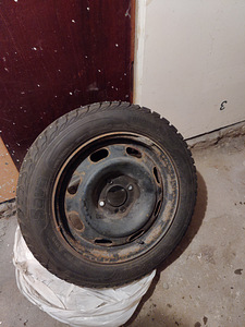Naastrehv (peaaegu uus) SAVA ESKIMO STUD 185/60 R15 (2 foto / 5)