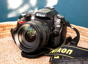 Nikon d90 + Nikkor 18-77mm f/ 3.5-4.5 AF-S (1 foto / 8)