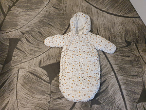 Vastsündinute ümbrik H&M suurus 50/56 cm (1 foto / 5)