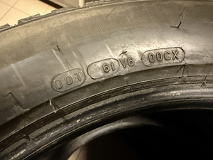 285/45/21 Michelin Xice North4 SUV 113T XL 6-7mm (uued 8,3) (3 foto / 4)