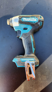 Makita DTD157Z akulöökkruvikeeraja 18V (2 foto / 4)