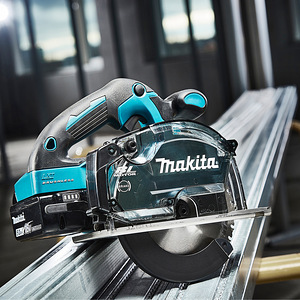 Makita akumetallisaag DCS553 (1 foto / 6)