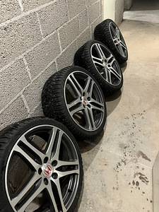 Honda Type R. 5x114.3 19” Rage veljed naastrehvidega (1 foto / 7)