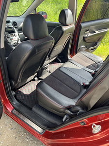 Kia Carens 2008 (10 foto / 14)