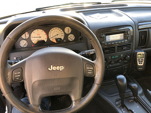 Jeep grand Cherokee 2.7 120kw 2004 (2 foto / 9)