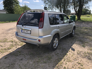 Nissan x trail (8 foto / 11)