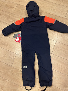 Helly Hansen (2 фото из 3)
