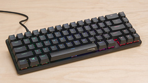 Alloy Origins 65 - Red & HyperX Pulsefire Saga Pro Wrls Hiir (2 foto / 9)