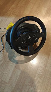 Thrustmaster T300RS korralike pedaalidega (1 foto / 2)