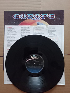 Europe "Wings of tomorrow" (2 foto / 4)