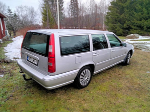 Volvo v70, 1998. 20. 93 kw (1 foto / 3)