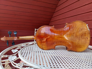 Viiul 4/4 (2 foto / 3)