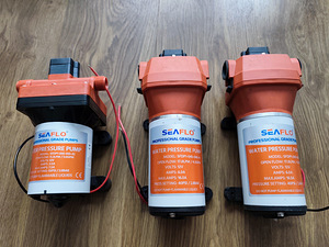 Seaflo veepump 12v matkaauto (1 foto / 3)