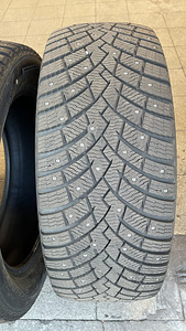 PIRELLI SCORPION ICE ZERO 2 255/55R20 110H XL STUDDED (2 foto / 7)
