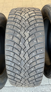 PIRELLI SCORPION ICE ZERO 2 255/55R20 110H XL STUDDED (3 foto / 7)