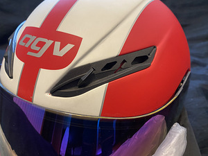 Мотоциклетный шлем AGV S4 + козырек (7 фото из 7)