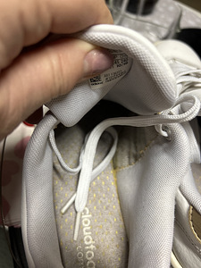 Adidas nahast tossud,suurus 39 (4 foto / 6)
