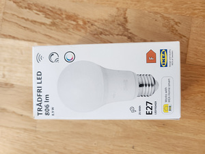 IKEA TRÅDFRI nutipirn E27 806 lm (värv + valge spekter) (1 foto / 1)