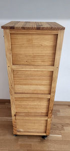 EJDRUP puidust ratastel kummut, 4 sahtlit (4 foto / 4)